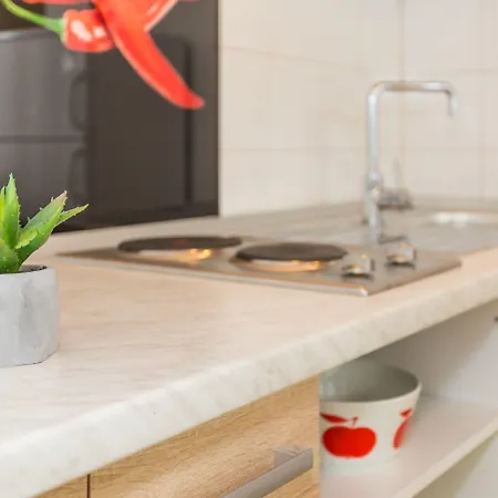 شقة Leon-sara With Shaded Patio And Garden View سبليت