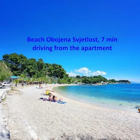 Leon-sara With Shaded Patio And Garden View * سبليت